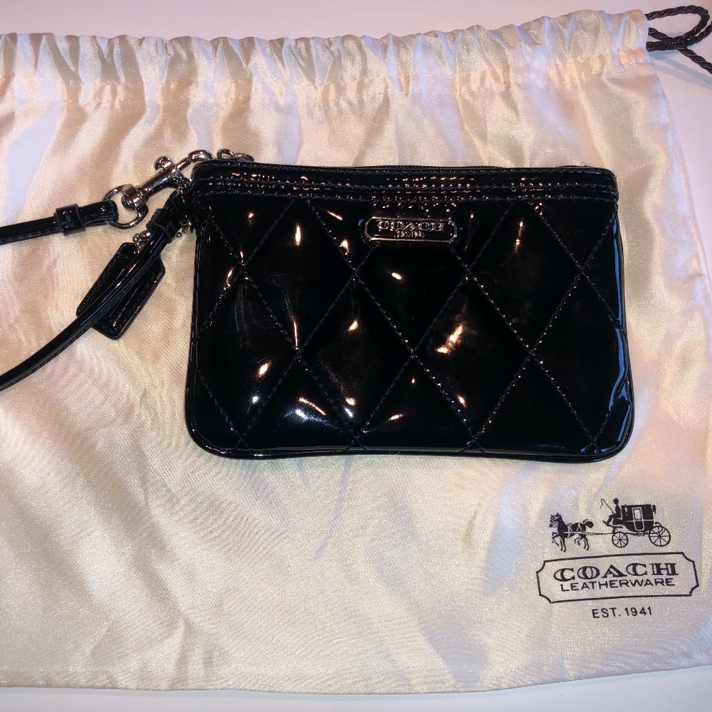 Coach | Shiny Leather Small Wristlet